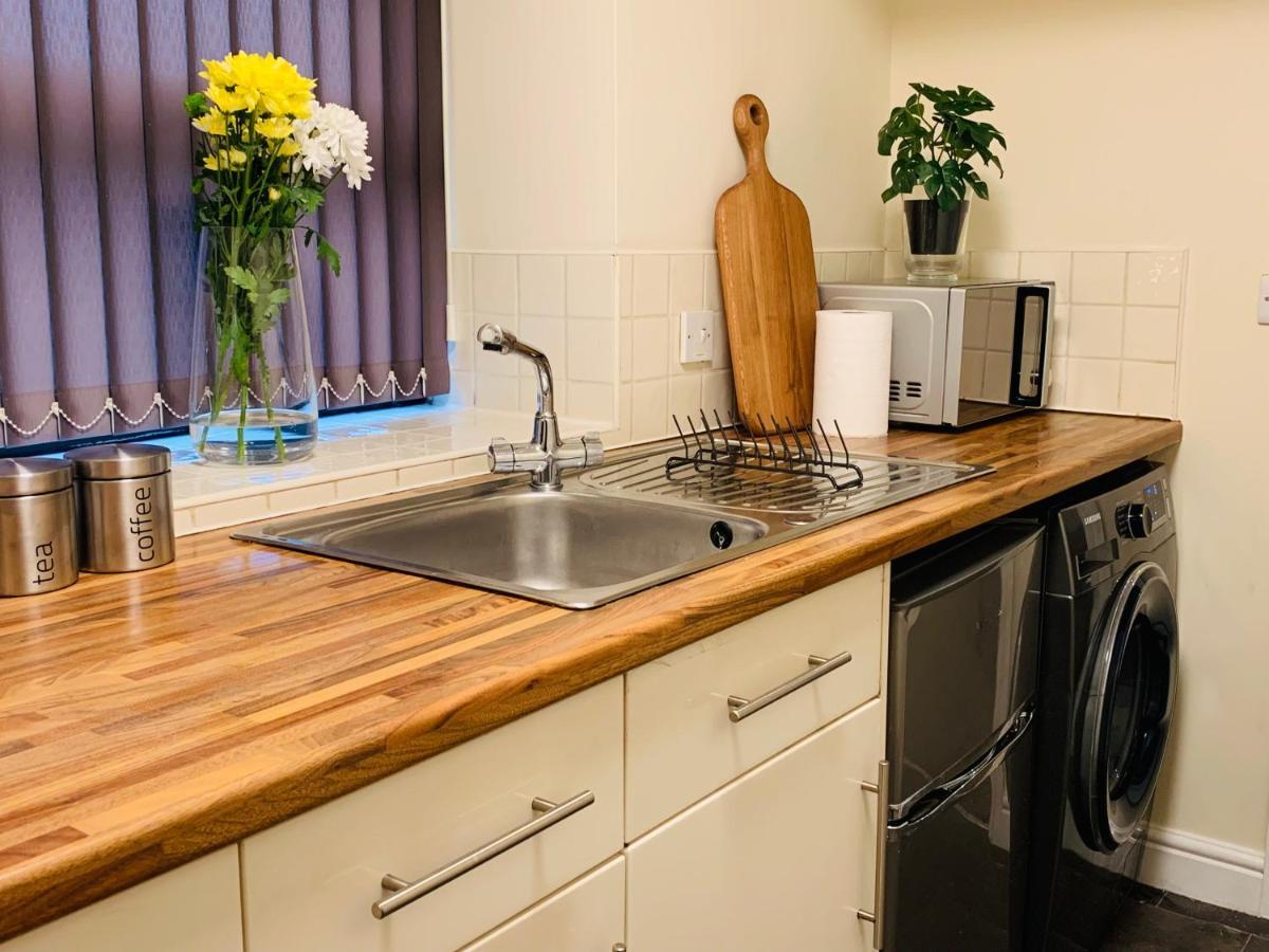 Vila The Old Forge 5 Minutes From The Motorway With Parking Bradford  Exteriér fotografie